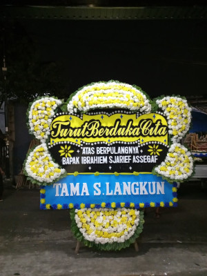 Papan Bunga Duka di Nimboran